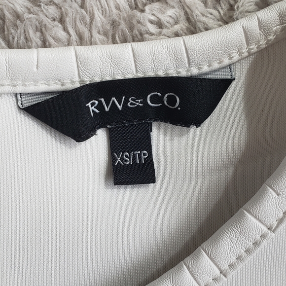 White dressy tank - Picture 3 of 4